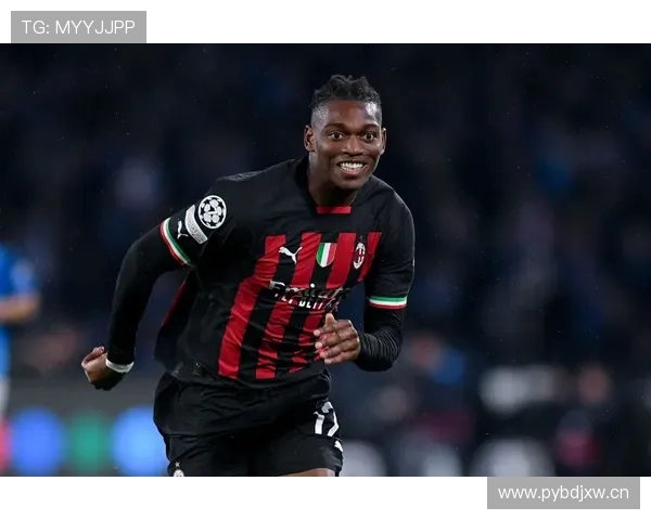 特罗萨德从边锋到中锋的角色转型逻辑解析